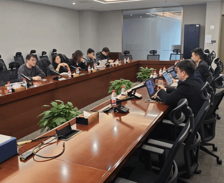 网络空间安全学院潘恒教授一行赴河南牧原集团调研